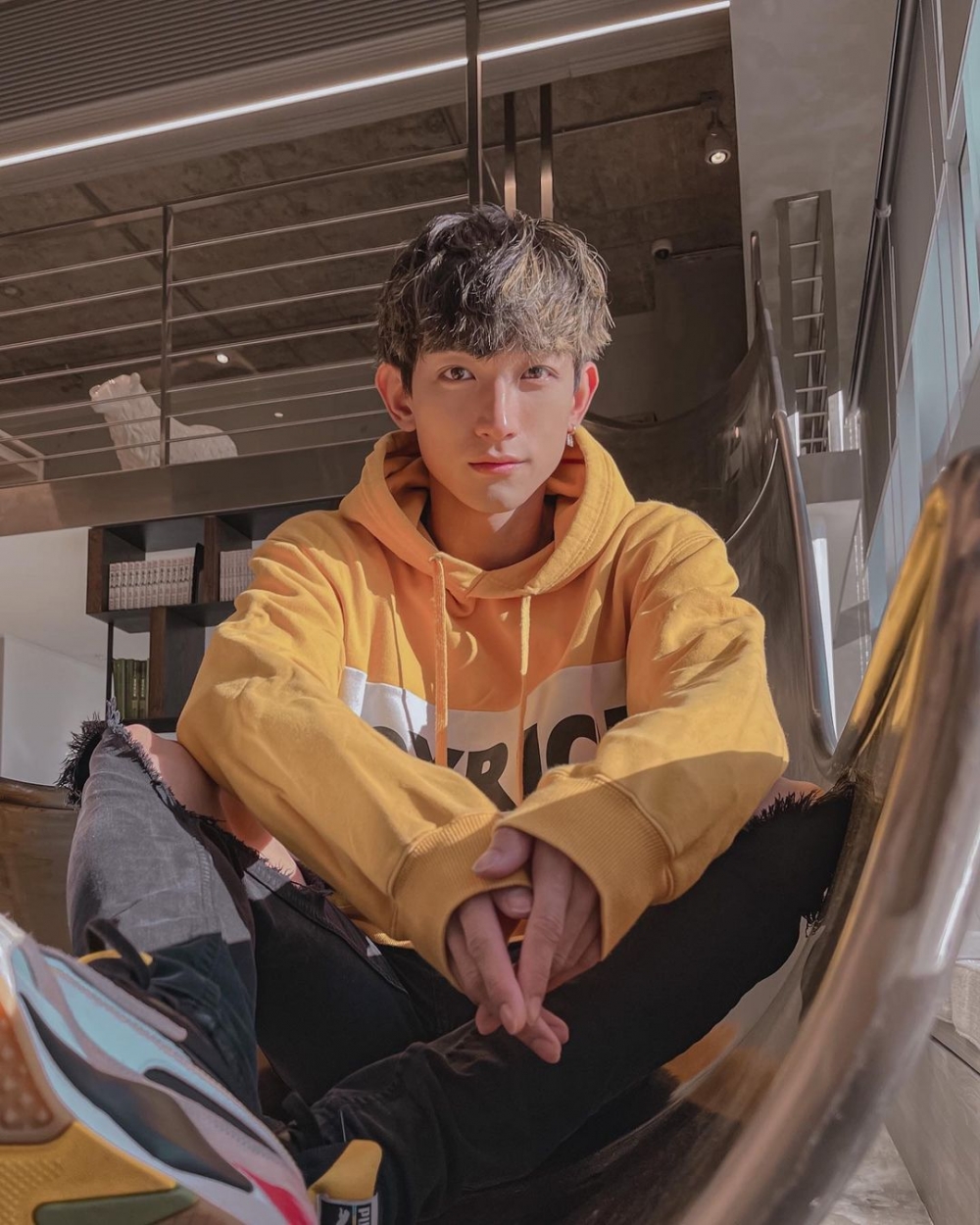 王智騫在接演《I SWIM》之前的身形較為偏瘦~