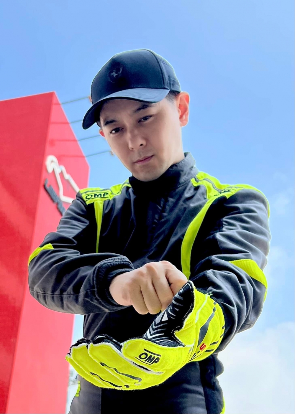 律師又指呢次事件睇到好多人性美好嘅一面，好似喺意外之時好多市民出手幫忙