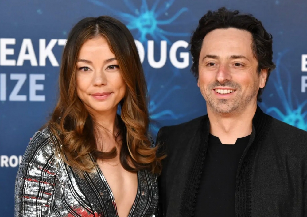 有傳Sergey Brin因妻子與Elon Musk發展婚外情而離婚。