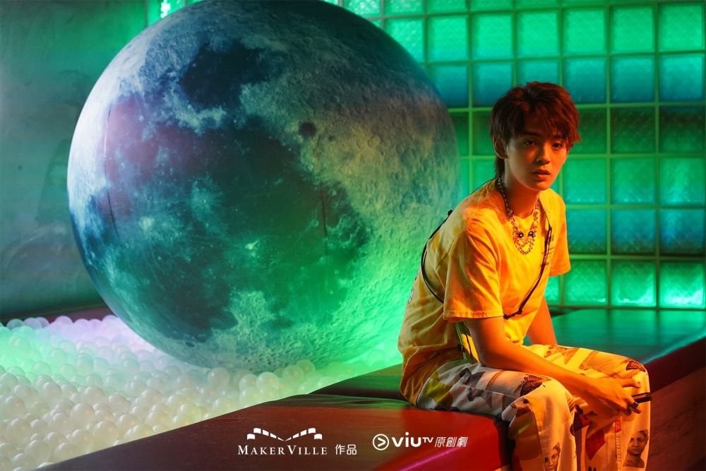 George在劇中自命是愛情專家~