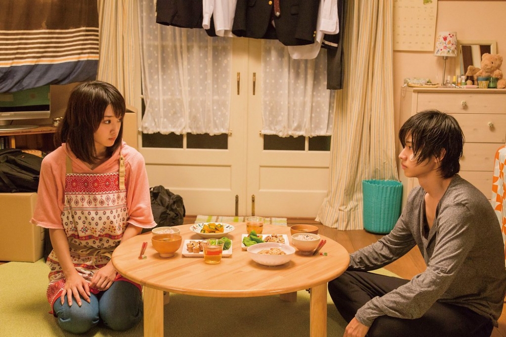 《鄰居同居》劇照