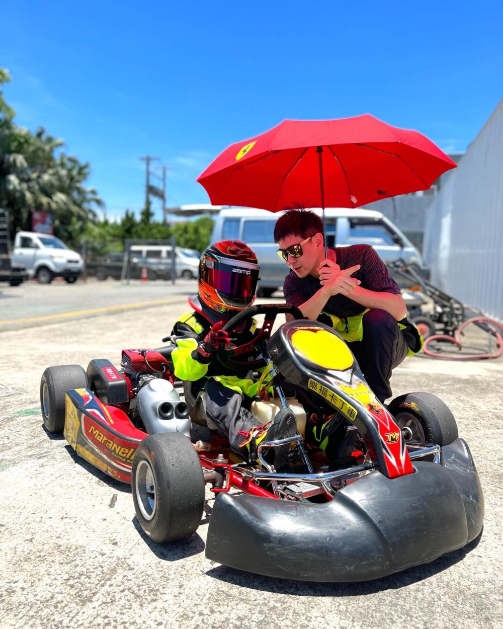 林志穎車禍掀起港台兩地網民嘅關注，除咗集氣希望佢盡快康復之外，亦有唔少人討論發生事故嘅原因以及後續嘅賠償問題。
