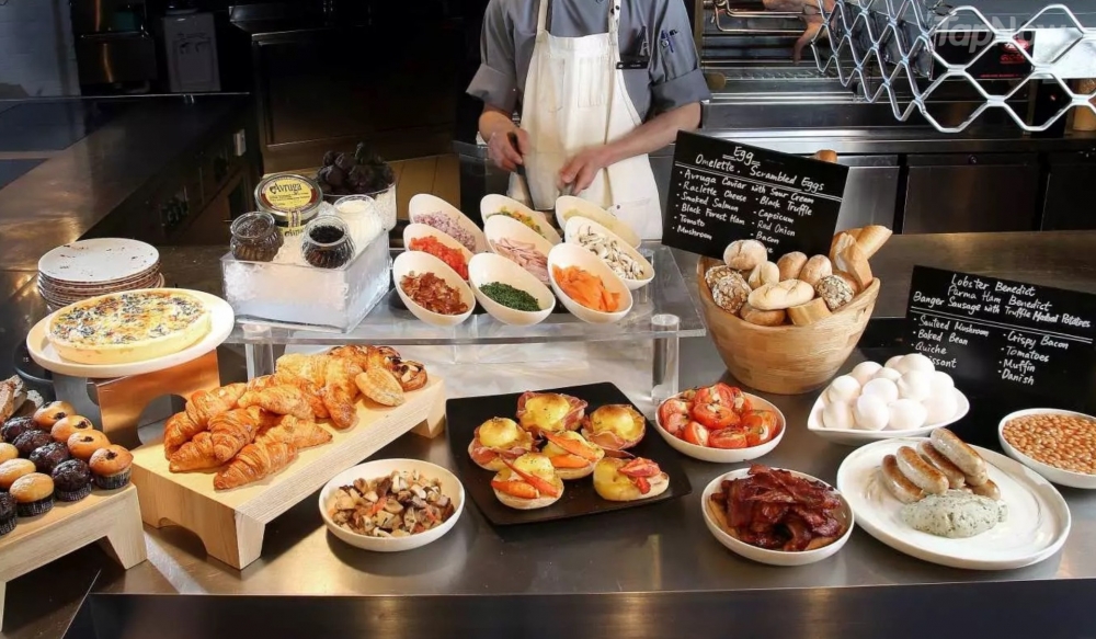 餐廳嘅食物款式豐富!