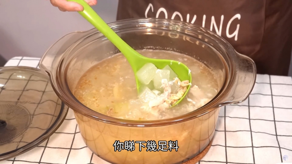 夏天湯水推介:冬瓜咸蛋蝦米湯