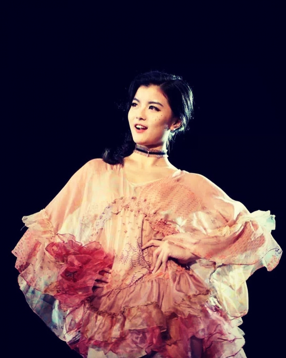 徐麟多材多藝