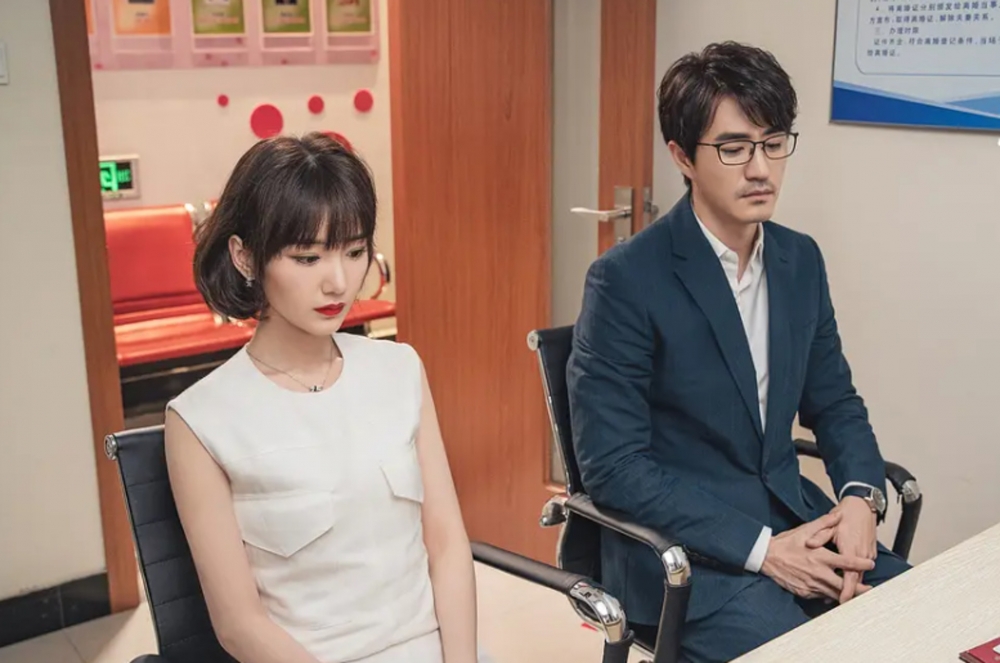 丈夫似乎想喺下星期出差完之後辦理離婚手續?!