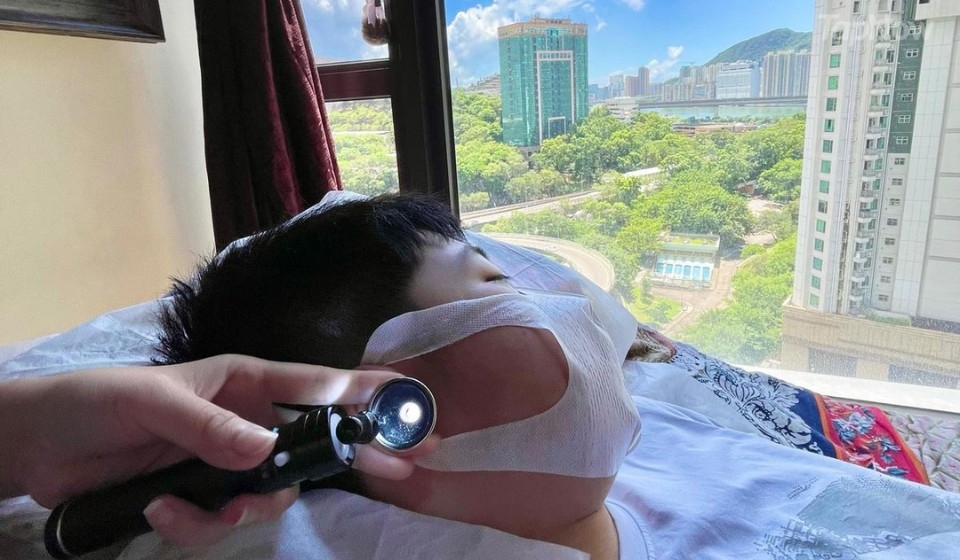 耳窺鏡深探檢查雙耳