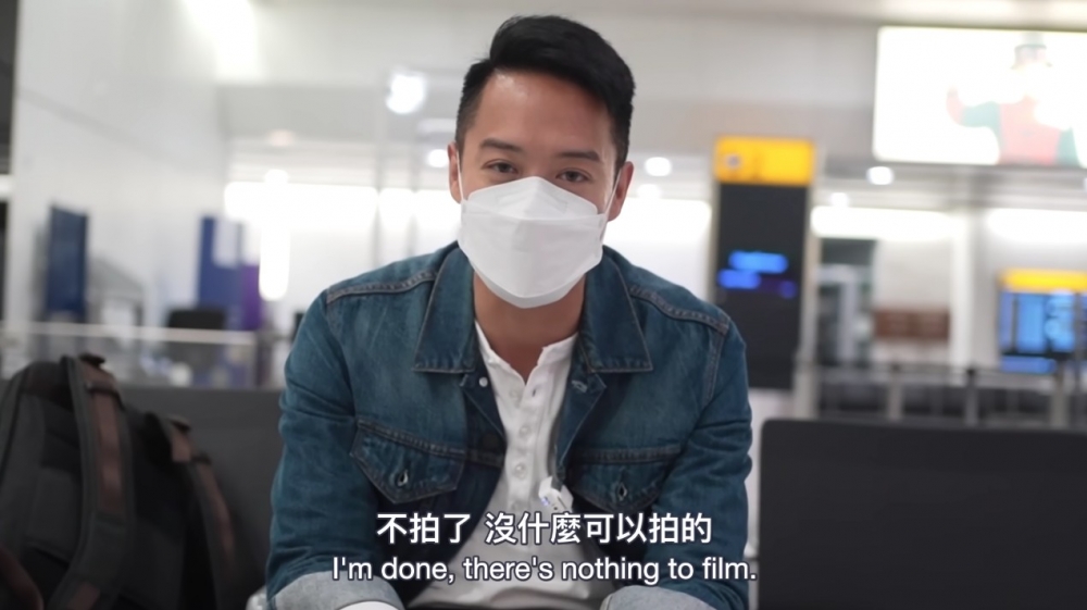 Jason一臉無奈，最後大感無癮稱唔拍。