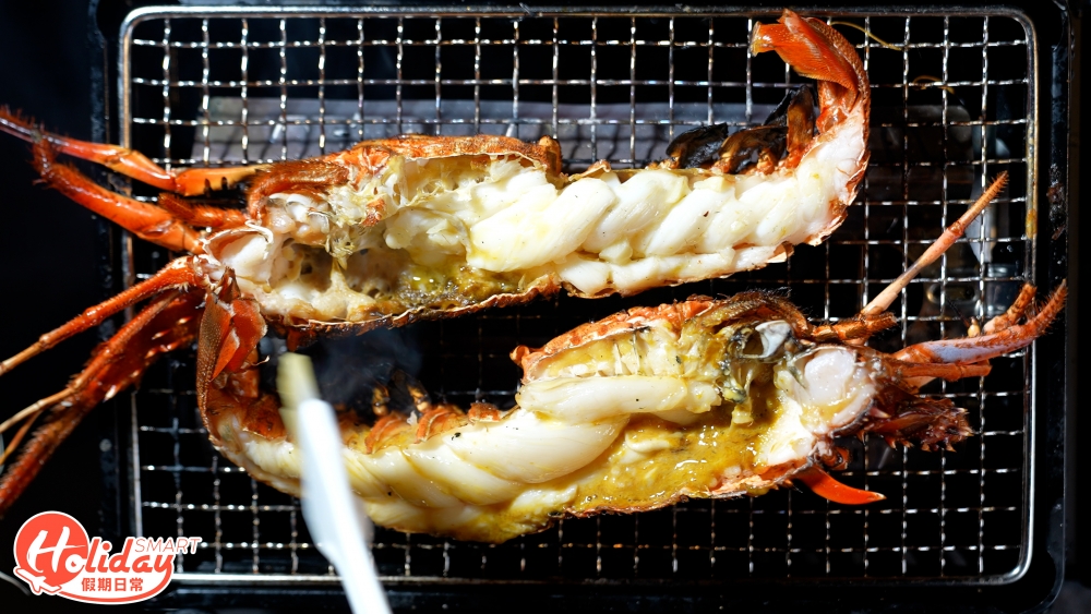 龍蝦可以加入牛油，夾帶蝦膏同吃鮮味十足，蝦肉亦夠飽滿爽口。