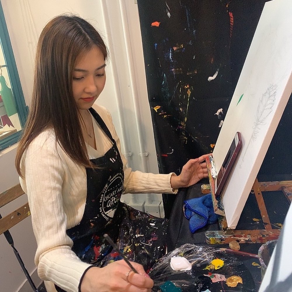 Vicky平時亦喜歡畫畫,多才多藝!