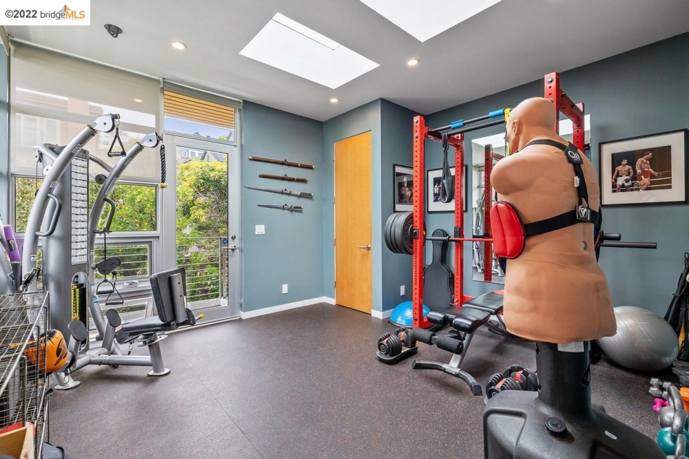 再往前行係健身室