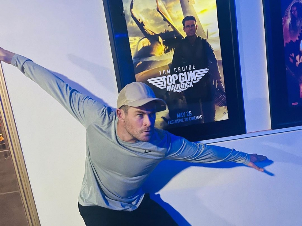 Chris Hemsworth近日在IG分享自己看過Tom Cruise的電影《壯志凌雲:獨行俠》!