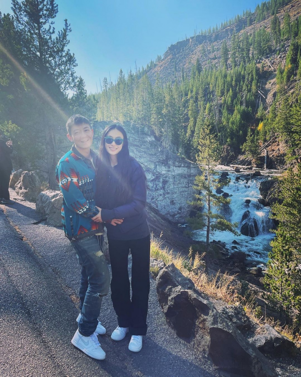 2016年秦舒培同陳冠希被影到同出酒店，之後兩人關係穩定，浪子Edison更同女友結婚，兩人婚後育有一女