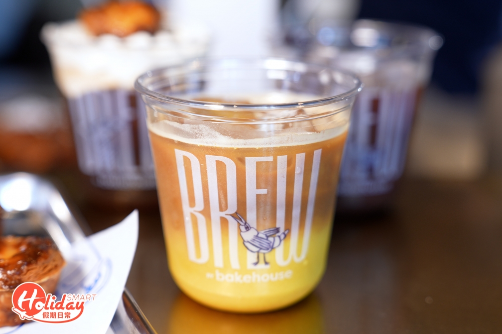 金黃髒髒咖啡也是一大特色，薑黃及肉桂味突岀，咖啡配薑意外配合，而且味道清新！