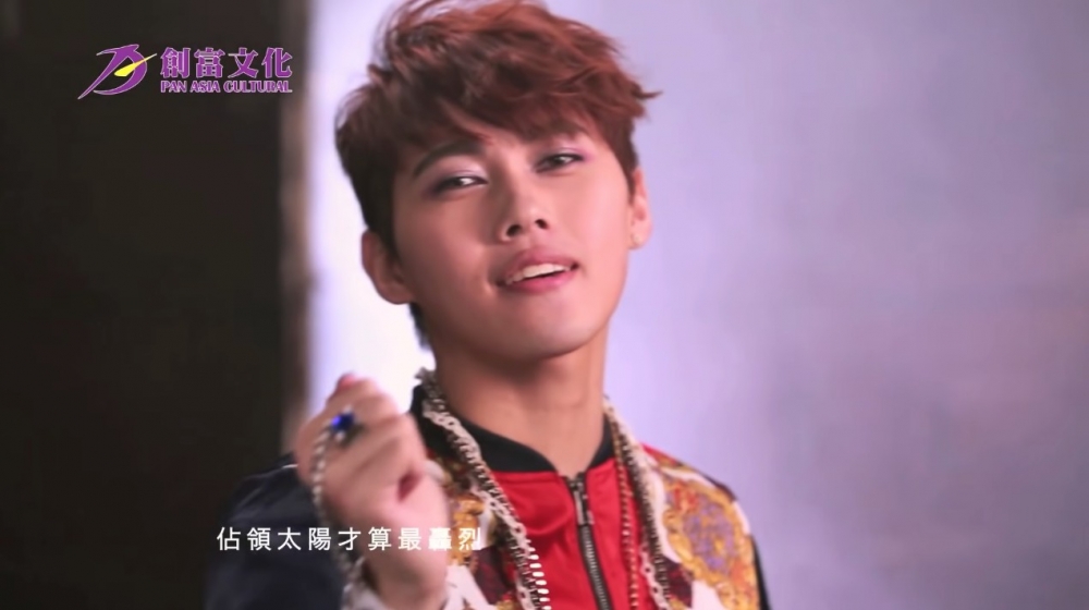 Lincoln（許俊豪）同樣都加入大台拍劇做演員