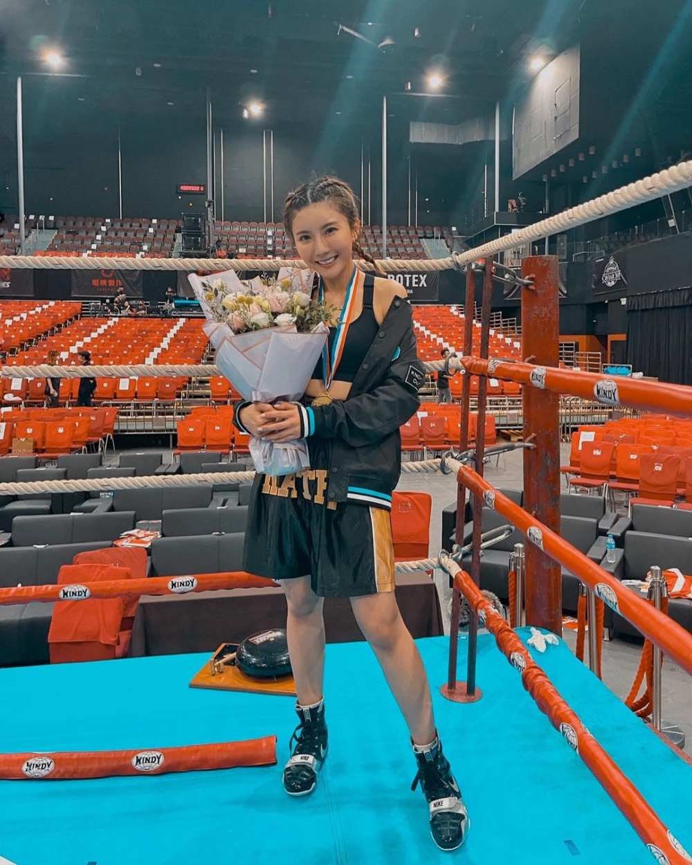 Kathy仲參加過鍾培生擂台戰!