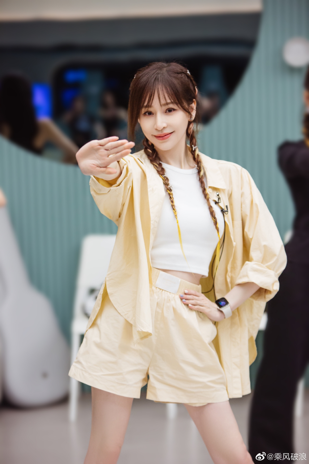 王心凌於《乘風破浪3》首集個人表演中選擇演唱代表作《愛你》再度爆紅