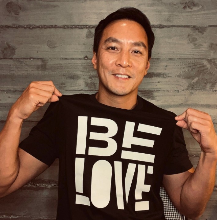 吳彥祖憑健碩身型、俊俏樣貌經常都獲邀拍攝雜誌封面等