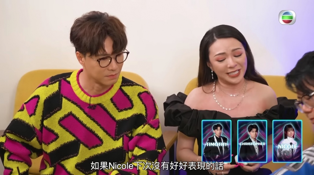 JW:「二汶,I'm gonna kill you if Nicole doesn't do anything good next time!I will kill you!」