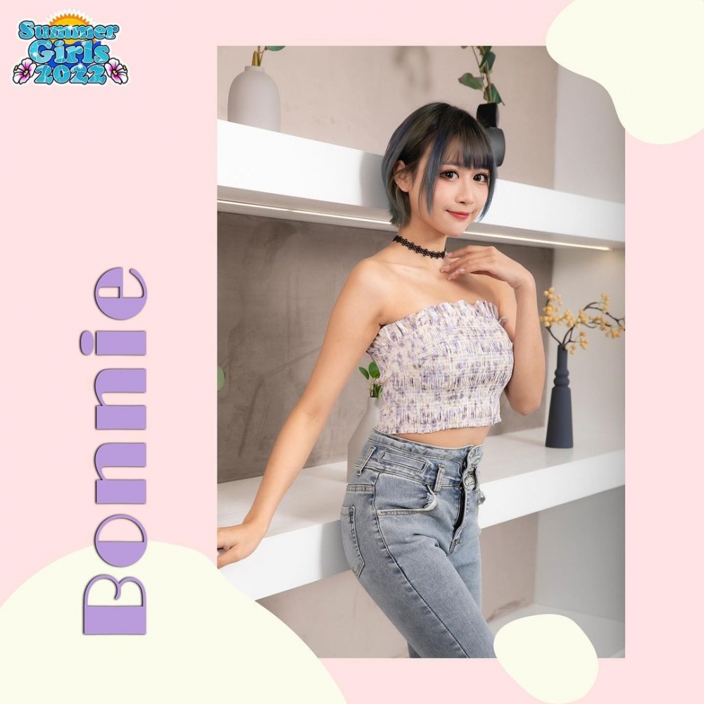 Bonnie(張可盈)