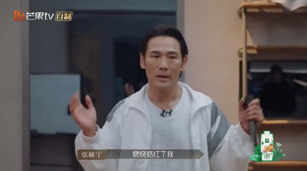 今季年紀最大嘅係60歲嘅杜德偉