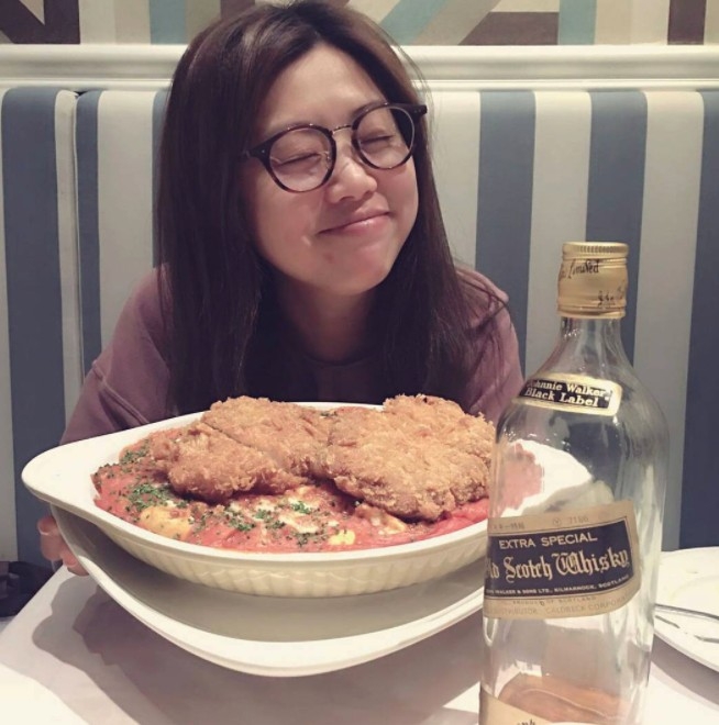 梅小惠受訪時講過只係拍過一次拖，覺得感情生活成為遺憾