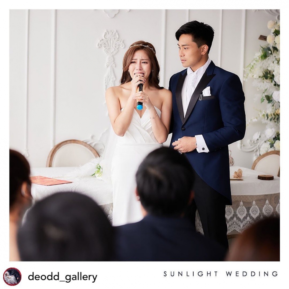 Yanni與籃球員張偉康於2021年拉埋天窗~