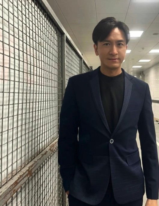 而佢亦經常抽空陪伴家人