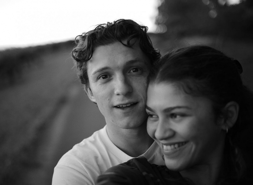 有人猜測Tom Holland這次暫別社交網絡,可能與女友Zendaya之前的謠言有關~