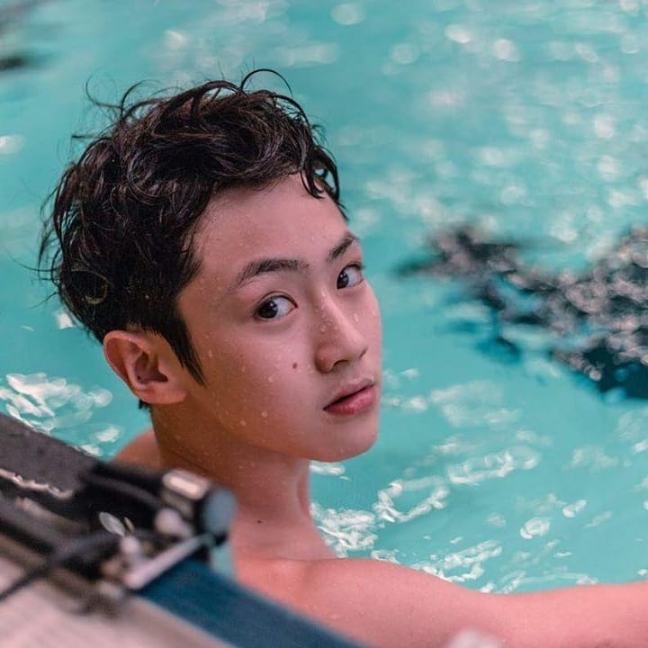 Owen自小已經有著相當出眾的外貌！