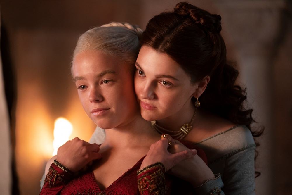 Rhaenyra公主因爭奪王位之事而與閨蜜反目成仇!
