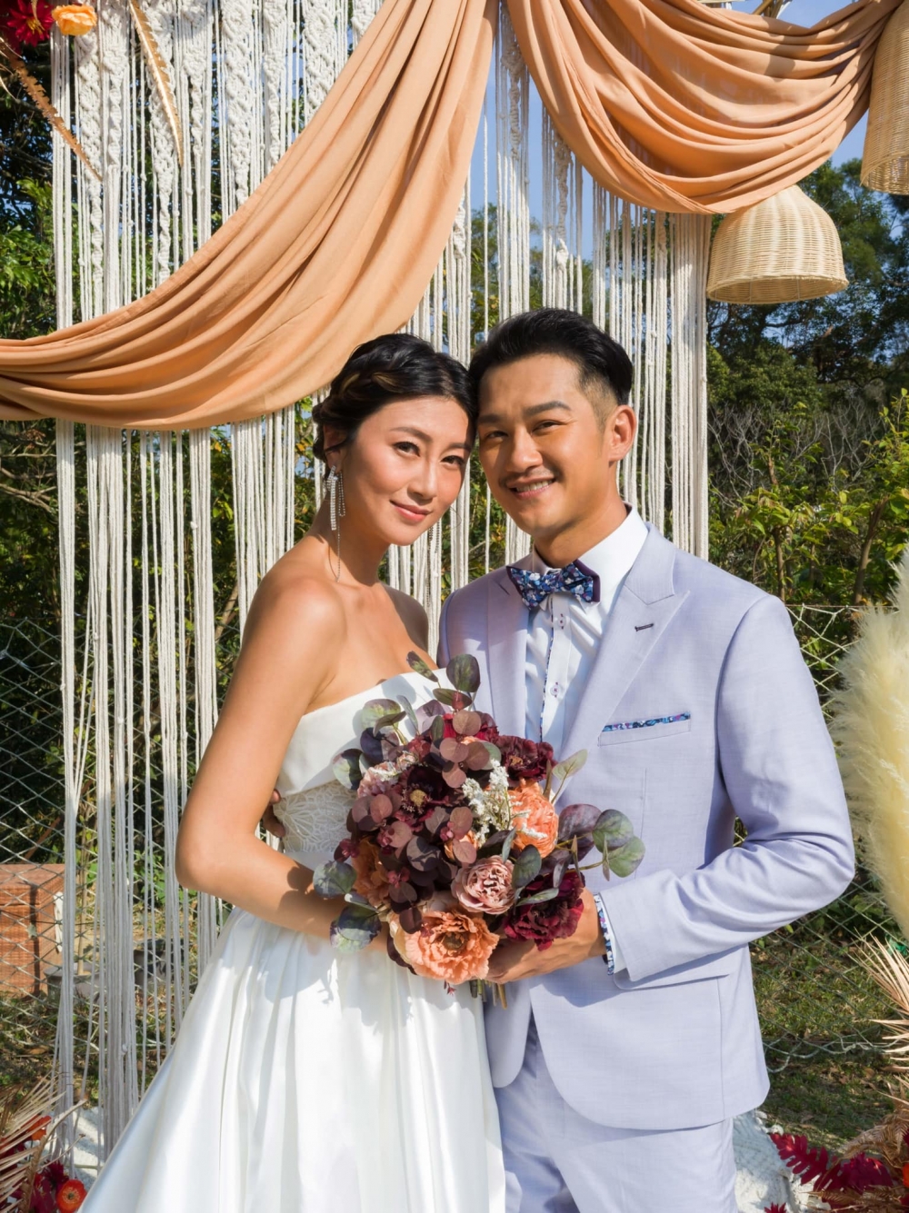 結婚當時郭思琳已懷孕3個月,雙喜臨門嘅吳浩康就表示打算等疫情過去再擺酒宴請親友。