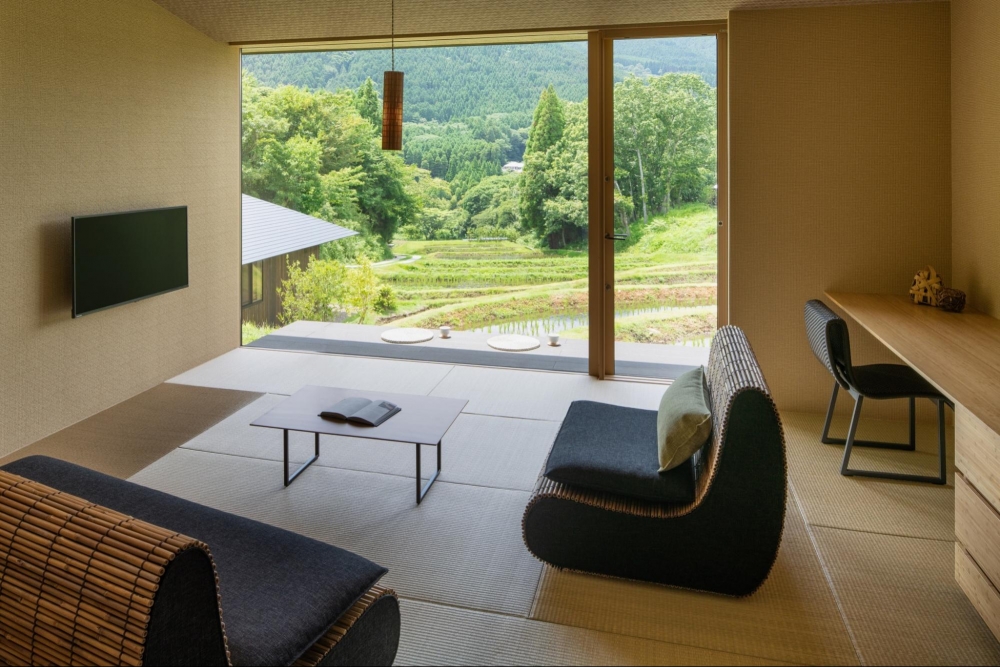 每次一推開門，說可以看到一大田的農地。