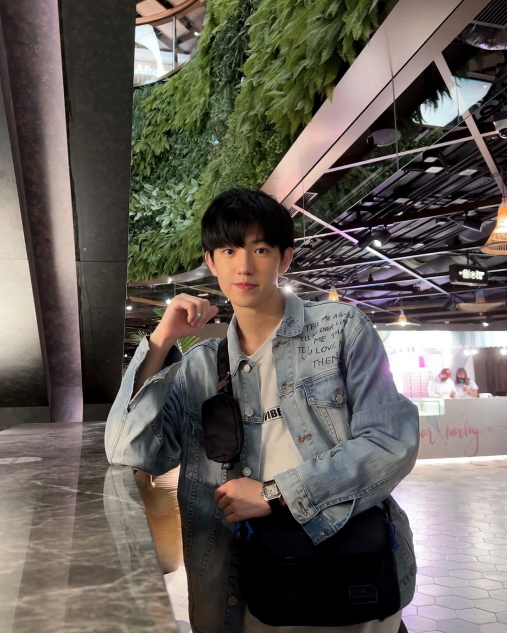 Ivan在香港科技大學修讀工商管理~