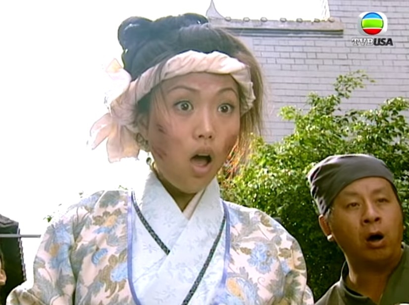 喺2004年，佢拍攝完《皆大歡喜》後就慢慢淡出幕前