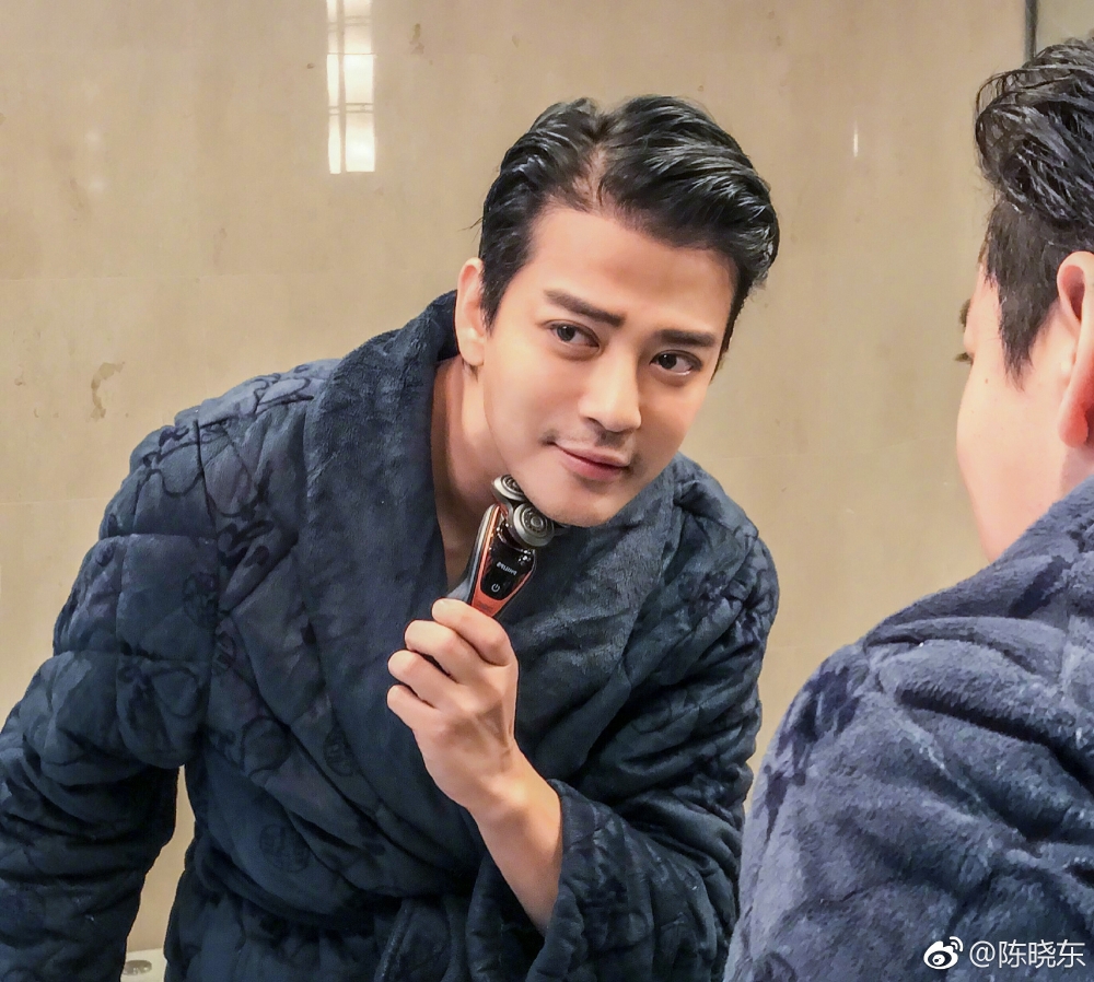 陳曉東即將推出新廣東歌，而佢嘅樣貌再度成為熱話！即睇佢嘅外貌變化史