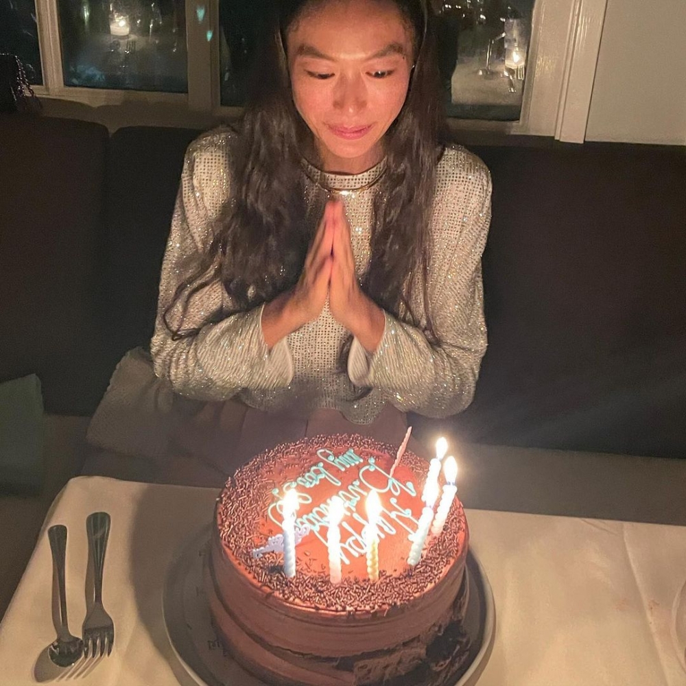 陳冠希去年也有出po為老婆慶生。