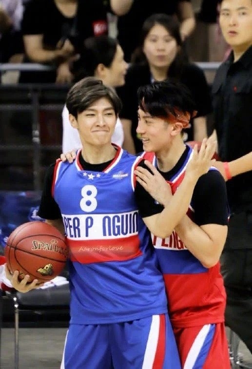 炎亞綸私下只同吳尊有聯絡