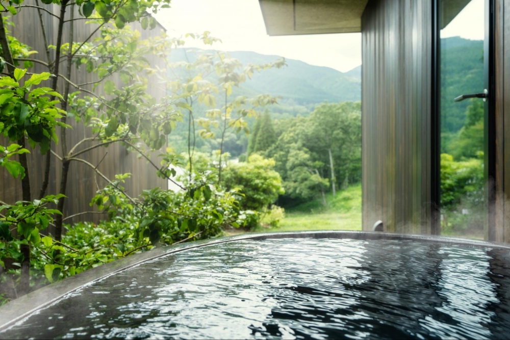 喜歡瘋狂泡溫泉的話，自然不能錯過溫泉小屋了。