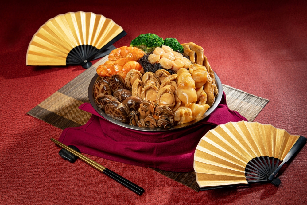 金玉滿堂盆菜。