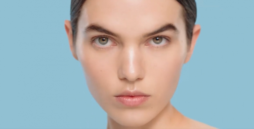 法國品牌CHANEL為宣傳保濕產品而拍攝一系列嘅宣傳片！