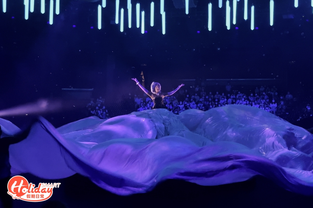 《小魚仙》的海女巫烏蘇拉、《公主與青蛙》的巫師霍博士、《美女與野獸》的壞蛋加斯頓和《魔髮奇緣》的嘉芙夫人亦同場大顯歌喉，令人陶醉於其「魔幻魅力」！