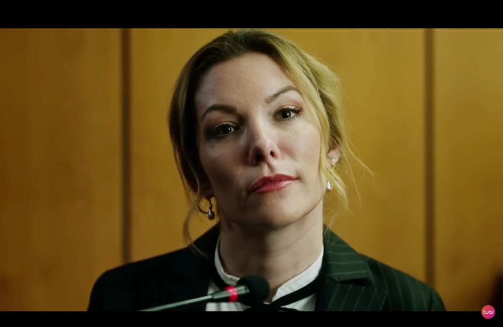 Megan Davis飾演「Amber Heard」~