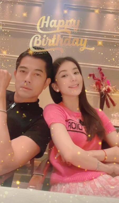 方媛更以郭富城嘅歌作影片背景音樂，並tag「願每個女孩都能嫁給愛情」