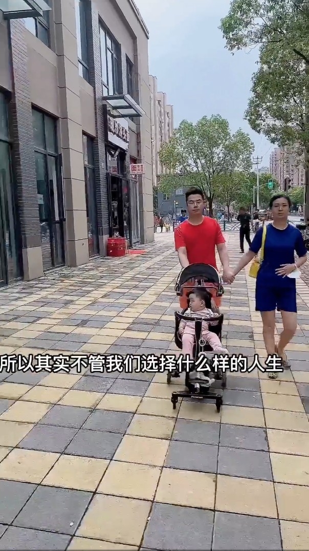 人妻續指佢同老公唔返工平時都好少出門，所以基本都唔會買衫