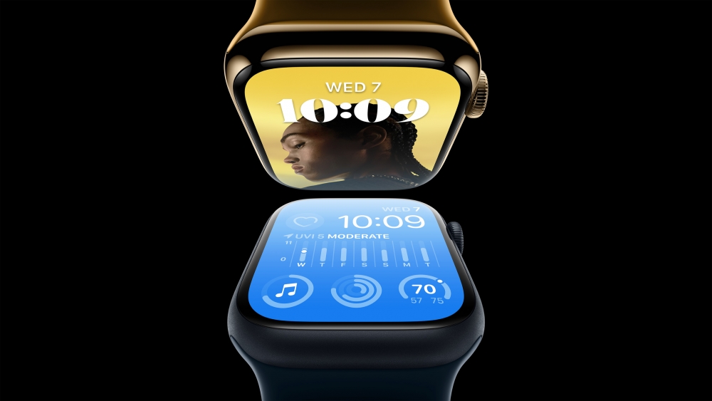 Apple Watch Series 8。