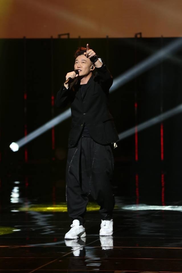 陳奕迅(Eason)相隔9年宣佈再次喺紅館開演唱會