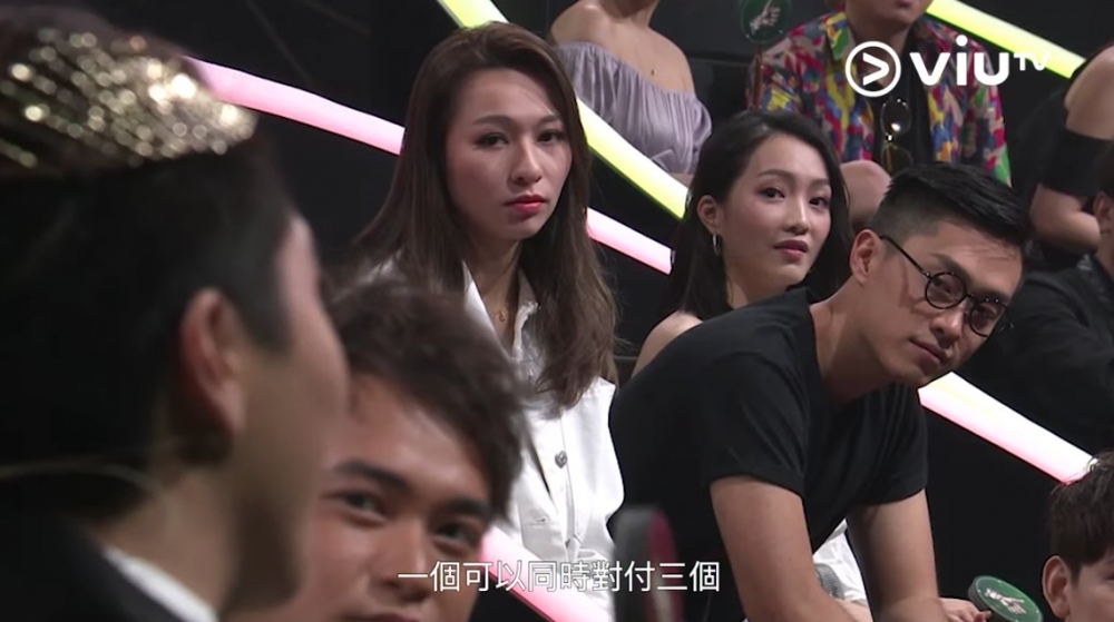 林鈺洧又稱同過一名天蠍座伴侶,大讚對方靚仔又高大,夠持久不特止仲識得好多唔同招式
