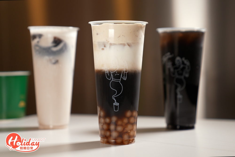 值得一提是店家的茶底全部採用仙草茶,不含任何咖啡因及添加劑,因此會更為健康!