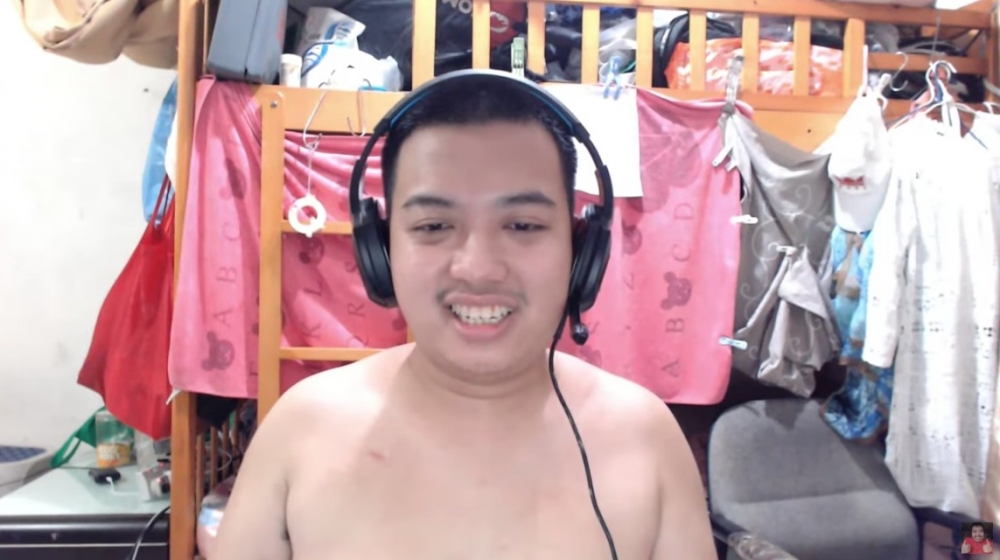 同其他YouTuber唔同，Kenny唔會特登佈置好拍片陳設